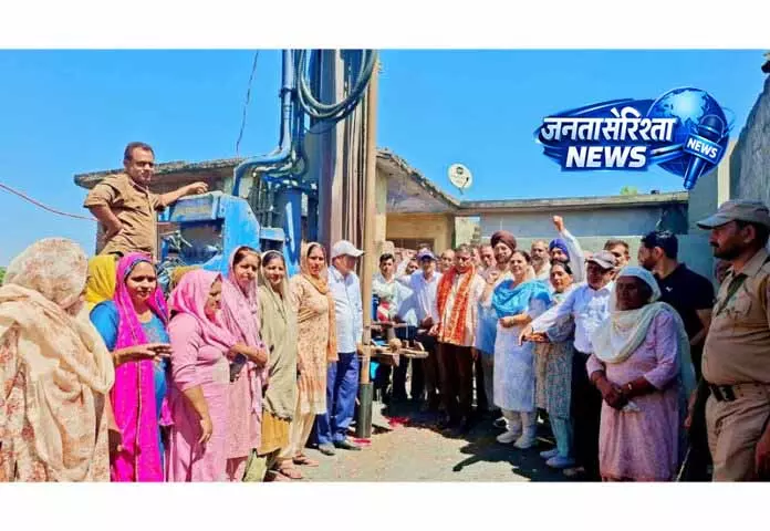 Jammu: स्थानीय जनता को बेहतर सुविधाएँ उपलब्ध कराने का प्रयास Jammu: स्थानीय जनता को बेहतर सुविधाएँ उपलब्ध कराने का प्रयास