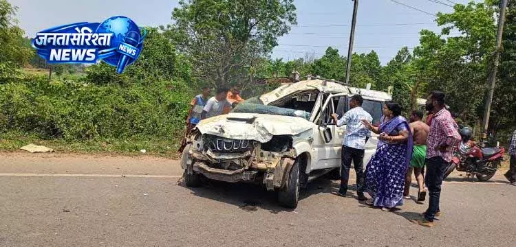 Mayurbhanj: स्कॉर्पियो का टायर फटने से दंपत्ति की मौत Mayurbhanj: स्कॉर्पियो का टायर फटने से दंपत्ति की मौत