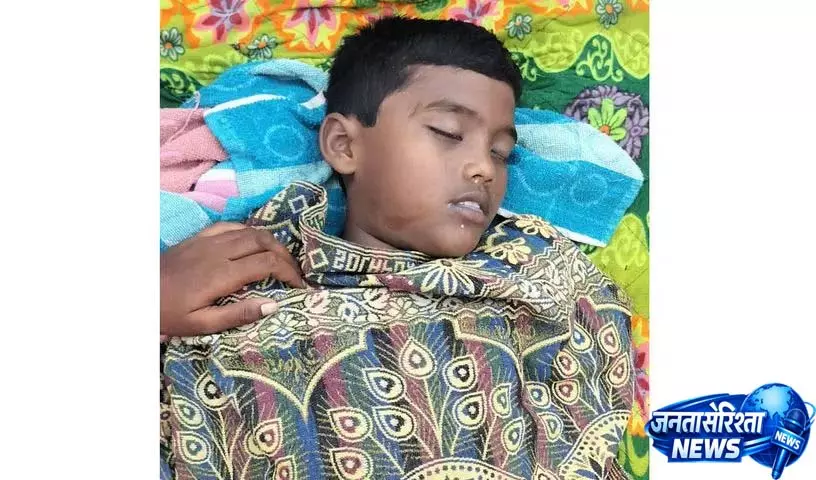 गलती से कुएं में गिरने से लड़के की मौत गलती से कुएं में गिरने से लड़के की मौत