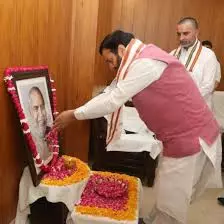Chandigarh: पूर्व डिप्टी स्पीकर गोपी चंद गहलोत को सदन में नमन Chandigarh: पूर्व डिप्टी स्पीकर गोपी चंद गहलोत को सदन में नमन