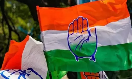 कांग्रेसी पार्षद ने चोरी का पैसा रखा था, पार्टी ने किया सस्पेंड कांग्रेसी पार्षद ने चोरी का पैसा रखा था, पार्टी ने किया सस्पेंड