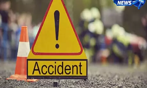 Guwahati: चिड़ियाघर रोड पर देर रात मोटरसाइकिल की टक्कर में दो घायल, सवार फरार Guwahati: चिड़ियाघर रोड पर देर रात मोटरसाइकिल की टक्कर में दो घायल, सवार फरार