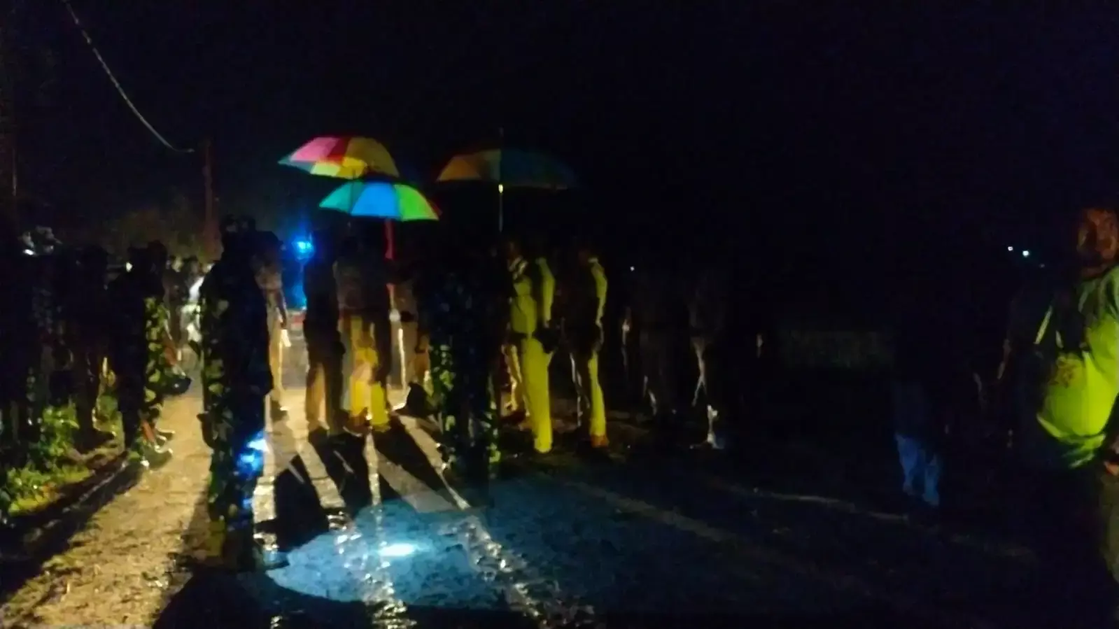 Hooghly: गोघाट में झड़प के बाद पुलिस की बड़ी कार्रवाई Hooghly: गोघाट में झड़प के बाद पुलिस की बड़ी कार्रवाई