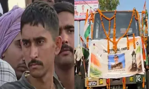 Baghpat: एक ही दिन घर में खुशी और मातम Baghpat: एक ही दिन घर में खुशी और मातम