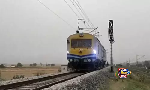 Punjab: पटियाला में रेलवे ट्रैक पर धमाका, धमाके की कोशिश में आरोपी की मौत, विपक्ष ने सरकार की आलोचना की Punjab: पटियाला में रेलवे ट्रैक पर धमाका, धमाके की कोशिश में आरोपी की मौत, विपक्ष ने सरकार की आलोचना की