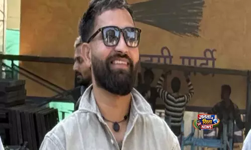 जम्मू-कश्मीर में आम आदमी पार्टी के MLA मेहराज मलिक कठुआ जेल से रिहा जम्मू-कश्मीर में आम आदमी पार्टी के MLA मेहराज मलिक कठुआ जेल से रिहा