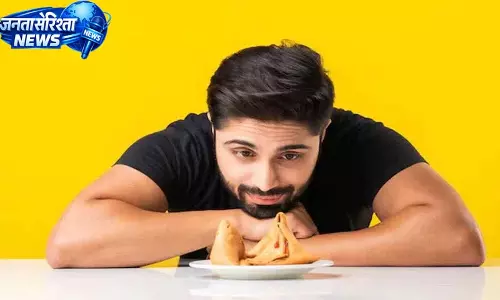 Snacks vs. Steps: हर स्नैक खाने के बाद कितनी दूर चलना चाहिए? Snacks vs. Steps: हर स्नैक खाने के बाद कितनी दूर चलना चाहिए?