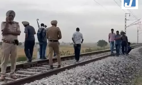 रेल ट्रैक ब्लास्ट: ISI समर्थित आतंकी मॉड्यूल का भंडाफोड़, चार गिरफ्तार रेल ट्रैक ब्लास्ट: ISI समर्थित आतंकी मॉड्यूल का भंडाफोड़, चार गिरफ्तार