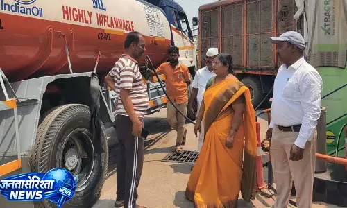 Medak: पेट्रोल, डीज़ल का स्टॉक काफ़ी है; अनाज खरीदने की जांच चल रही