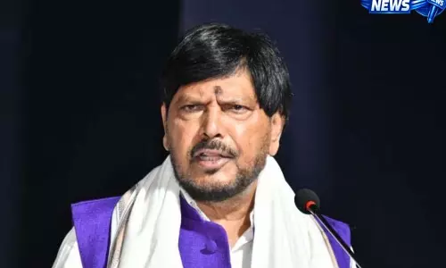 Ramdas Athawale: “बाबासाहेब के पोते, हम उनके विचारों में एक हैं” Ramdas Athawale: “बाबासाहेब के पोते, हम उनके विचारों में एक हैं”