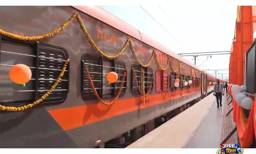 PM मोदी अयोध्या और मुंबई को जोड़ने वाली साप्ताहिक अमृत भारत एक्सप्रेस को हरी झंडी दिखाएंगे