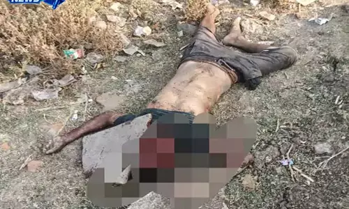 पुरानी रंजिश में हत्या: नाबालिग समेत आरोपी गिरफ्तार, सबूत मिटाने वाली महिला भी पकड़ी गई पुरानी रंजिश में हत्या: नाबालिग समेत आरोपी गिरफ्तार, सबूत मिटाने वाली महिला भी पकड़ी गई