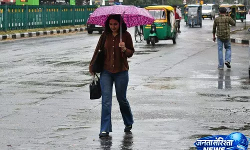 Punjab में गर्मी की लहर के बीच मौसम सुहावना हुआ, अधिकतम तापमान में 6°C की गिरावट Punjab में गर्मी की लहर के बीच मौसम सुहावना हुआ, अधिकतम तापमान में 6°C की गिरावट
