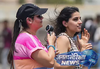भीषण गर्मी की आहट: तमिलनाडु में रोज़ाना बिजली की खपत बढ़कर 20,000 MW हुई भीषण गर्मी की आहट: तमिलनाडु में रोज़ाना बिजली की खपत बढ़कर 20,000 MW हुई