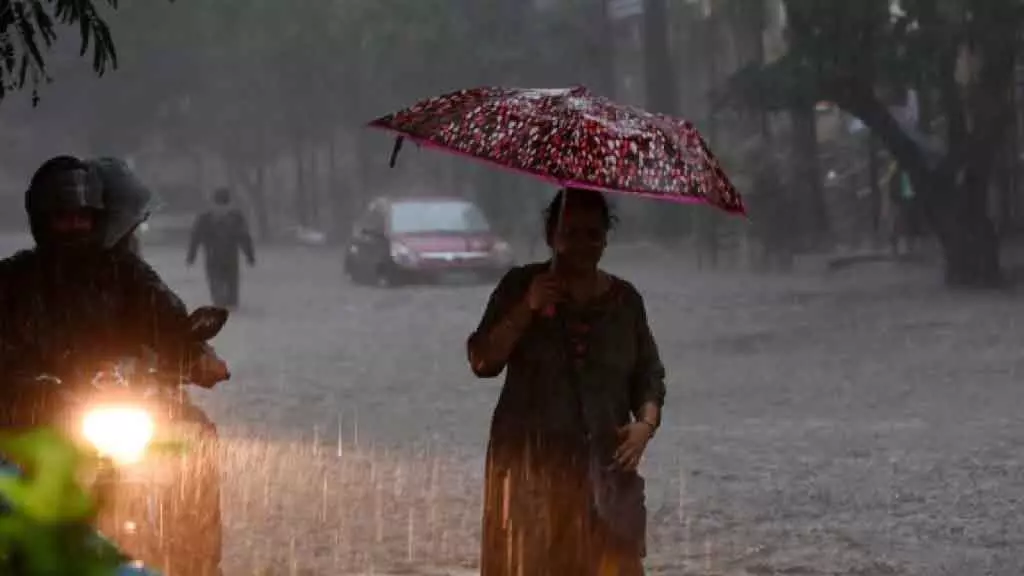 Tamil Nadu IMD ने गर्मी और बारिश का अलर्ट जारी किया Tamil Nadu IMD ने गर्मी और बारिश का अलर्ट जारी किया