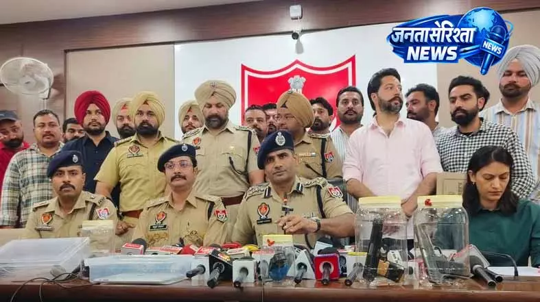 Patiala Police की बड़ी कार्रवाई, रेलवे ट्रैक ब्लास्ट की तैयारी करने वाले चार गिरफ्तार Patiala Police की बड़ी कार्रवाई, रेलवे ट्रैक ब्लास्ट की तैयारी करने वाले चार गिरफ्तार