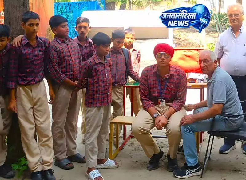 Punjab: बच्चों की दृष्टि सुधारने के लिए राज्यव्यापी विजन स्क्रीनिंग अभियान Punjab: बच्चों की दृष्टि सुधारने के लिए राज्यव्यापी विजन स्क्रीनिंग अभियान