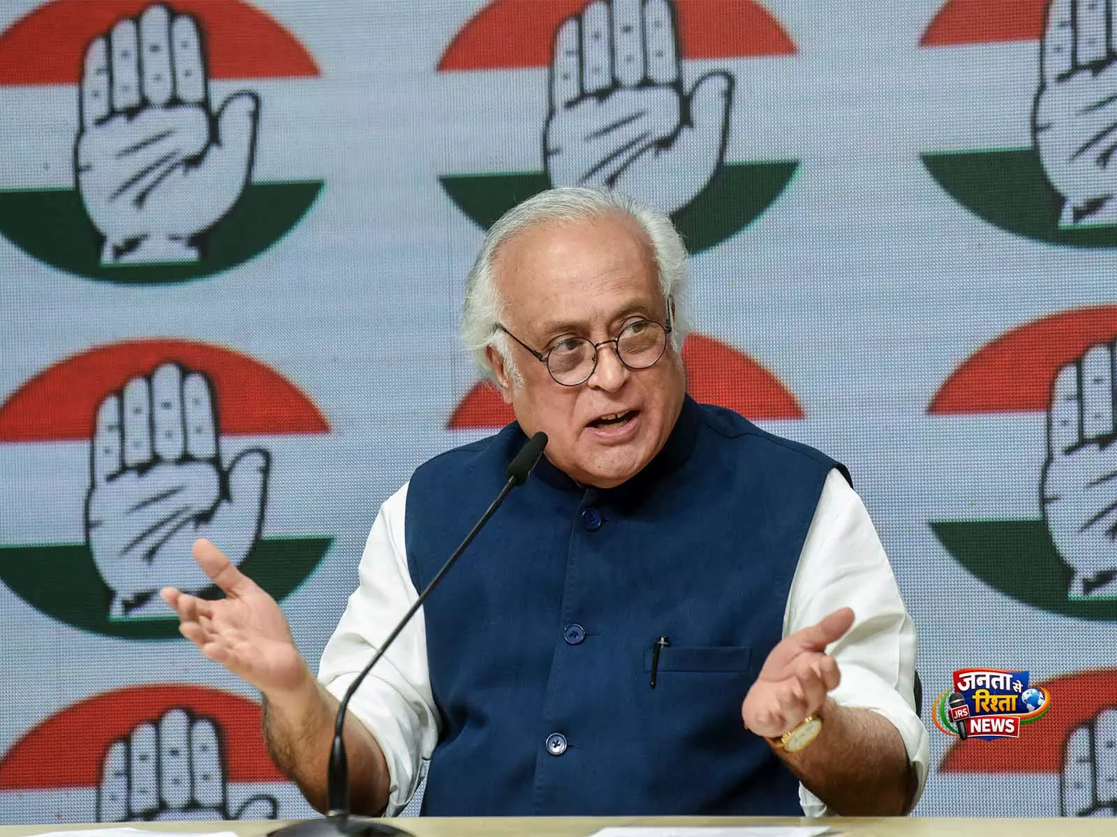 Congress ने लोकसभा में बिना परिसीमन के महिला आरक्षण पर चर्चा के लिए सर्वदलीय बैठक की मांग की Congress ने लोकसभा में बिना परिसीमन के महिला आरक्षण पर चर्चा के लिए सर्वदलीय बैठक की मांग की