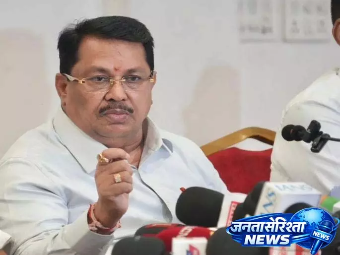 Vijay Vadettiwar ने मराठवाड़ा में 217 किसानों की आत्महत्या को लेकर महायुति सरकार की आलोचना की Vijay Vadettiwar ने मराठवाड़ा में 217 किसानों की आत्महत्या को लेकर महायुति सरकार की आलोचना की