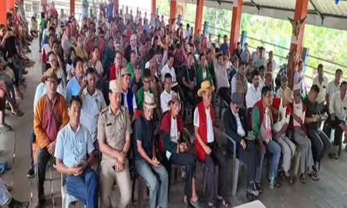 RUKSIN: रुक्सिन में फेरोसिलिकॉन फैक्ट्री की नाकाबंदी अस्थायी रूप से हटाई गई
