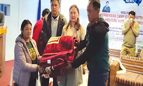 Tawang: APB&OCWWB ने वर्कर्स को वेलफेयर किट बांटे Tawang: APB&OCWWB ने वर्कर्स को वेलफेयर किट बांटे