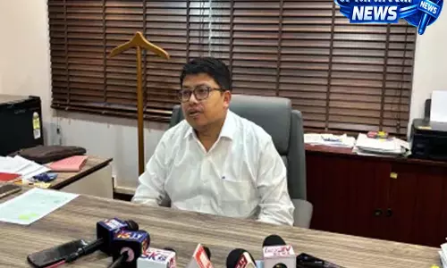 Manipur: मोइरंग में अवैध उर्वरक जब्ती के बाद डीलरों पर सख्त कार्रवाई की तैयारी Manipur: मोइरंग में अवैध उर्वरक जब्ती के बाद डीलरों पर सख्त कार्रवाई की तैयारी