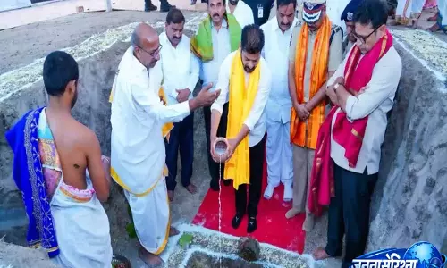 Hyderabad: मुख्यमंत्री रेवंत ने फ्यूचर सिटी पुलिस कमिश्नरेट की नींव रखी Hyderabad: मुख्यमंत्री रेवंत ने फ्यूचर सिटी पुलिस कमिश्नरेट की नींव रखी