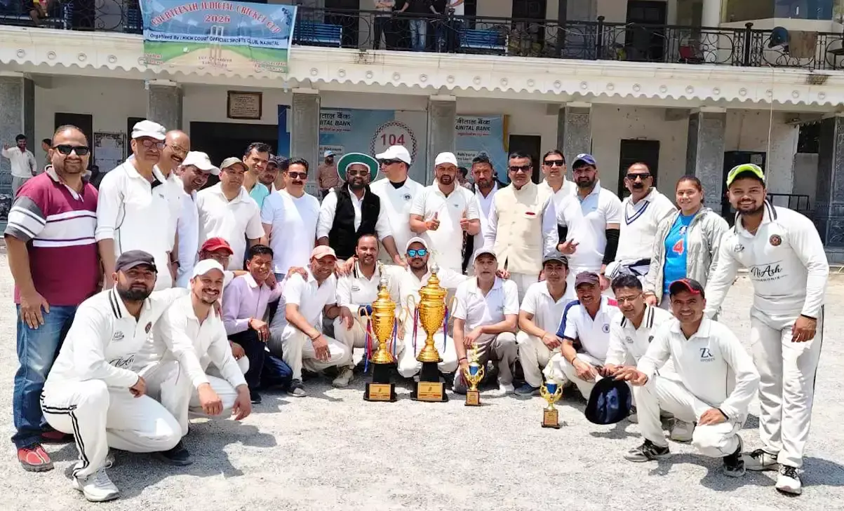 Nainital: डीएसबी परिसर ने कुमाऊं विश्वविद्यालय को 7 रन से हराया Nainital: डीएसबी परिसर ने कुमाऊं विश्वविद्यालय को 7 रन से हराया