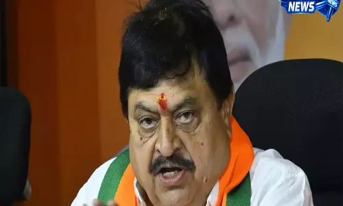 Telangana BJP प्रमुख ने बंगाल में अंतिम चरण के मतदान पर चुनाव आयोग की सराहना Telangana BJP प्रमुख ने बंगाल में अंतिम चरण के मतदान पर चुनाव आयोग की सराहना