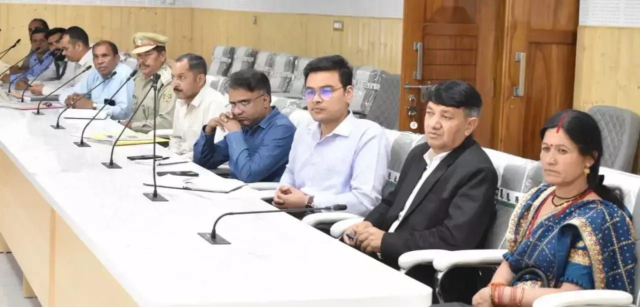 Dehradun: बाबा रुद्रनाथ मंदिर खुलने की तारीख तय Dehradun: बाबा रुद्रनाथ मंदिर खुलने की तारीख तय