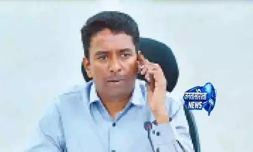 Andhra: बारिश के अलर्ट के बीच अधिकारियों को किसानों की सुरक्षा करने को कहा गया Andhra: बारिश के अलर्ट के बीच अधिकारियों को किसानों की सुरक्षा करने को कहा गया