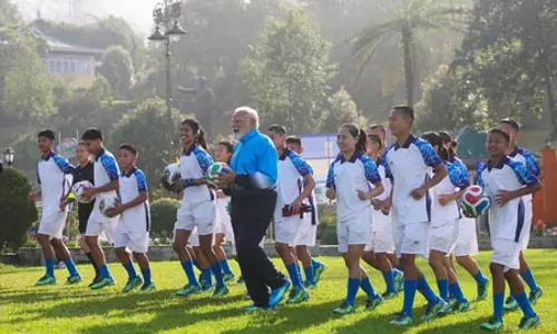 फीफा प्रमुख इन्फेंटिनो ने पीएम मोदी के सिक्किम फुटबॉल सेशन की तारीफ की फीफा प्रमुख इन्फेंटिनो ने पीएम मोदी के सिक्किम फुटबॉल सेशन की तारीफ की
