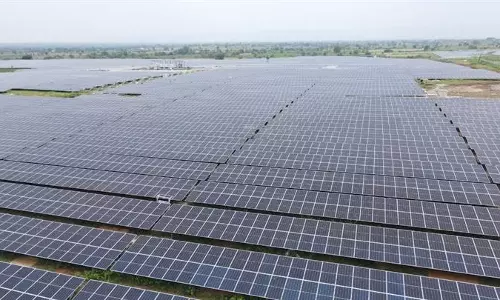 Indore: मुख्यमंत्री जलूद में 60 मेगावाट सौर संयंत्र का लोकार्पण करेंगे Indore: मुख्यमंत्री जलूद में 60 मेगावाट सौर संयंत्र का लोकार्पण करेंगे