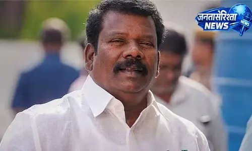 सेल्वापेरुंथगई ने SC/ST एक्ट के तहत जांच की मांग की सेल्वापेरुंथगई ने SC/ST एक्ट के तहत जांच की मांग की