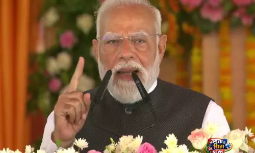 PM मोदी ने गंगा एक्सप्रेसवे का उद्घाटन किया, पूर्वी यूपी के विकास पर जोर PM मोदी ने गंगा एक्सप्रेसवे का उद्घाटन किया, पूर्वी यूपी के विकास पर जोर