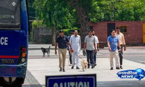 Gurugram के स्कूलों में बम की धमकी वाले ईमेल से दहशत, पुलिस ने जांच शुरू की