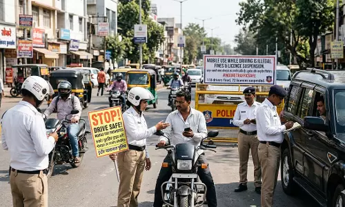 Indore : गाड़ी चलाते समय फोन का इस्तेमाल करने पर 118 ड्राइवरों पर जुर्माना, 72 के लाइसेंस रद्द