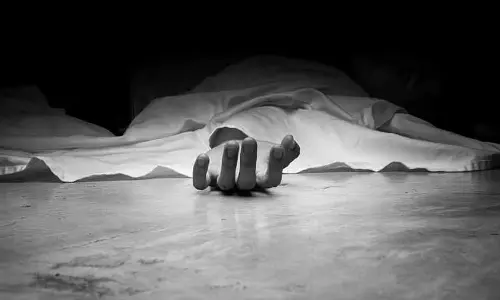 Dharwad में कॉलेज स्टूडेंट ने सुसाइड किया, 3 पुलिसवाले सस्पेंड