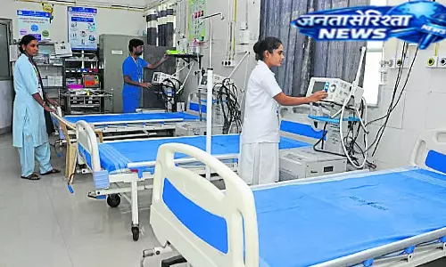 बढ़ा तापमान: Vijayapura जिला अस्पताल में हीट स्ट्रोक वार्ड खोला गया बढ़ा तापमान: Vijayapura जिला अस्पताल में हीट स्ट्रोक वार्ड खोला गया