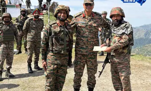 Jammu: सैन्य अधिकारियों ने उच्च स्तर की समीक्षा बैठक की Jammu: सैन्य अधिकारियों ने उच्च स्तर की समीक्षा बैठक की