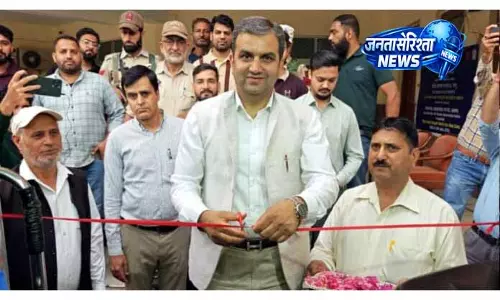 Jammu: मोबाइल वैन से ग्रामीण और दूरदराज़ इलाकों में पहुंच बढ़ेगी Jammu: मोबाइल वैन से ग्रामीण और दूरदराज़ इलाकों में पहुंच बढ़ेगी