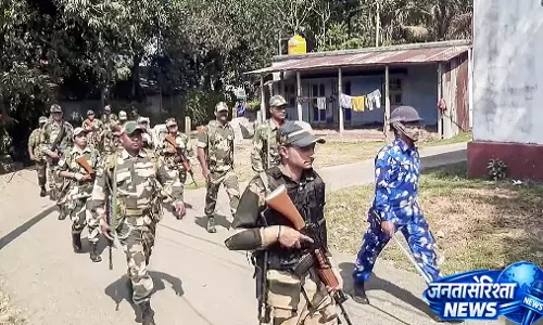 EC ने कानून-व्यवस्था के लिए पश्चिम बंगाल में चुनाव के बाद 700 सीएपीएफ कंपनियों को रखा