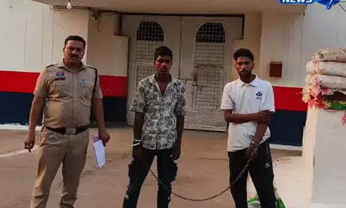 घर में घुसकर लगाई आग, CCTV में कैद वारदात, आरोपी गिरफ्तार घर में घुसकर लगाई आग, CCTV में कैद वारदात, आरोपी गिरफ्तार