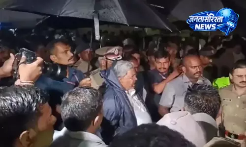 BREAKING: दीवार गिरने से 7 की मौत BREAKING: दीवार गिरने से 7 की मौत