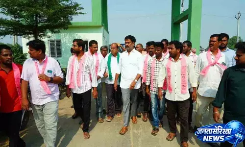 Marri Janardhan Reddy ने कहा, अगर आपने किसानों का अपमान किया तो सरकार गिर जाएगी Marri Janardhan Reddy ने कहा, अगर आपने किसानों का अपमान किया तो सरकार गिर जाएगी