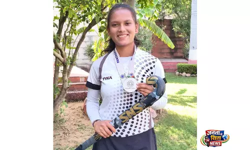 सब्जी बेचने वाली से टॉप स्कोरर तक: Nausheen Naz की प्रेरणा देने वाली कहानी सब्जी बेचने वाली से टॉप स्कोरर तक: Nausheen Naz की प्रेरणा देने वाली कहानी