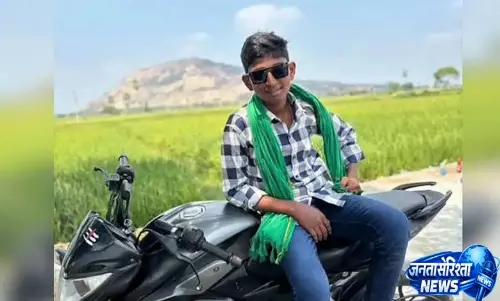 तेलंगाना में SSC रिजल्ट वाले दिन 10वीं क्लास के लड़के को ट्रैक्टर ने कुचल दिया