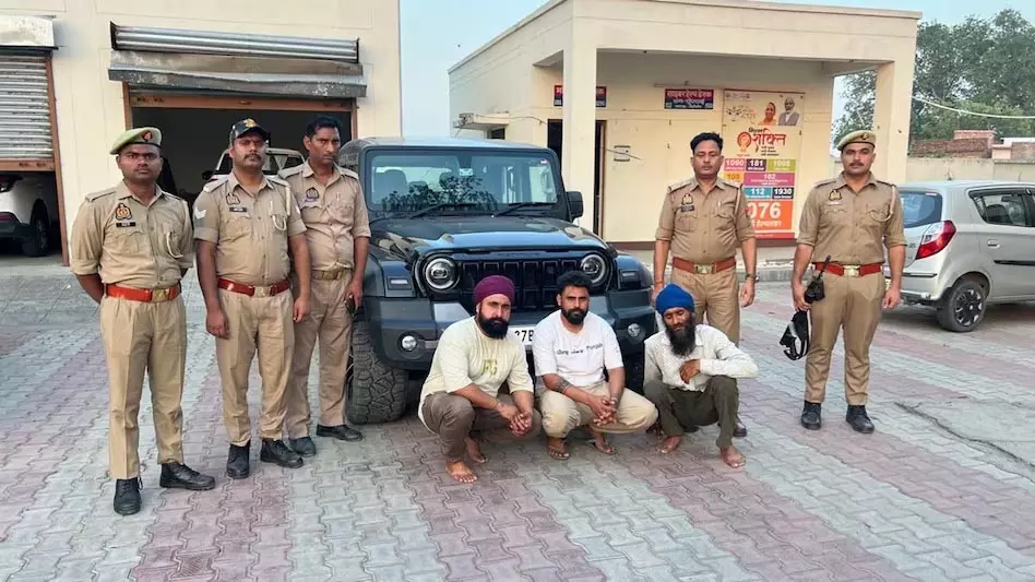 शादीशुदा महिला को परेशान करने वाले का अपहरण, पीड़िता के भाई समेत 3 गिरफ्तार शादीशुदा महिला को परेशान करने वाले का अपहरण, पीड़िता के भाई समेत 3 गिरफ्तार