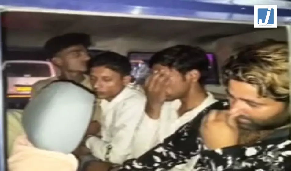 सेक्स रैकेट: 5 गिरफ्तार, मकान में चल रहा था गंदा धंदा सेक्स रैकेट: 5 गिरफ्तार, मकान में चल रहा था गंदा धंदा