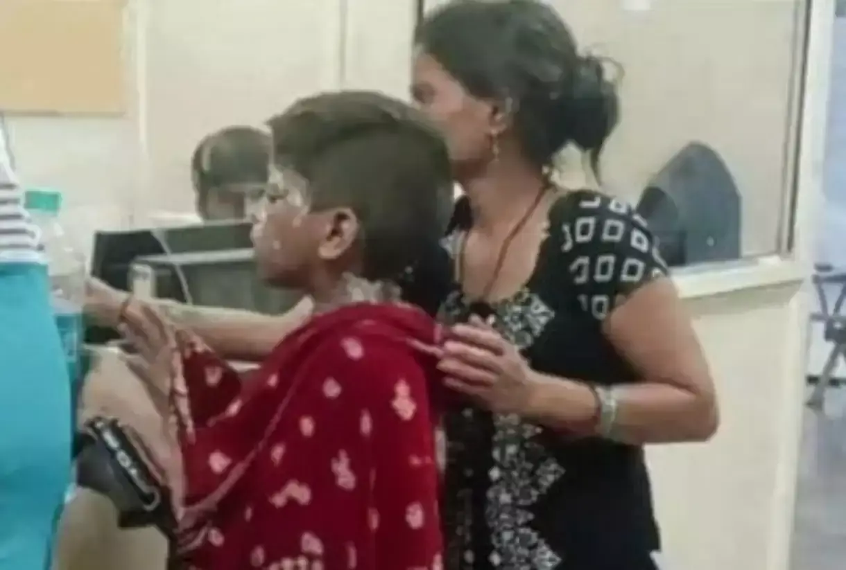 Panipat: ट्रांसफार्मर ब्लास्ट से तीन बच्चे घायल Panipat: ट्रांसफार्मर ब्लास्ट से तीन बच्चे घायल